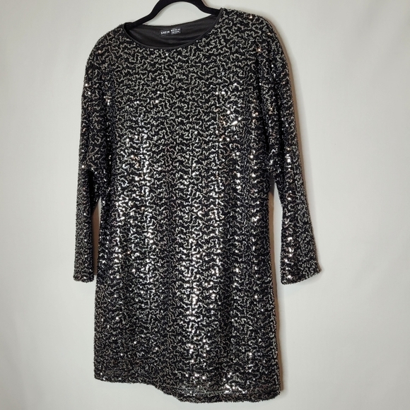 SHEIN Sequins Party Dress - Picture 5 of 15